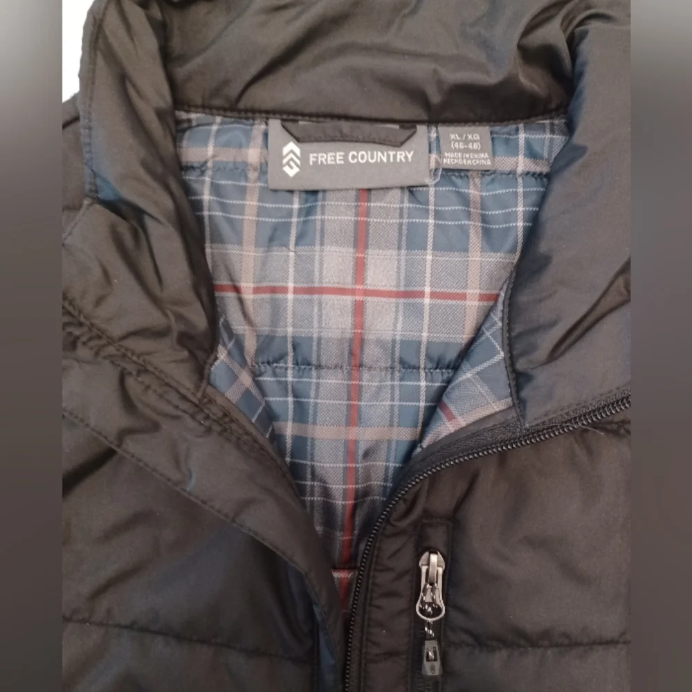 Free Country Black Quilted Puffer Vest - Sleeveless Zip Front